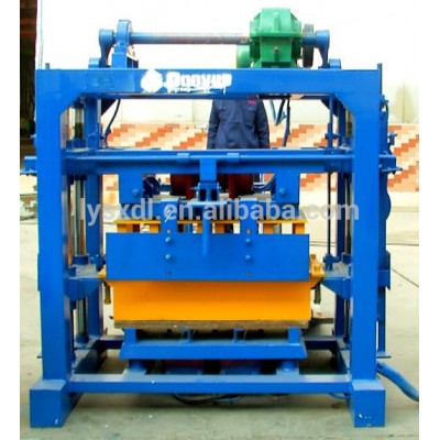 Best selling QT40-2 small scale hand press interlocking brick making machine